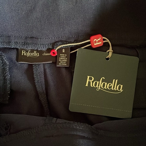 Rafaella Deep Navy Capris Size 6 - Picture 7 of 14